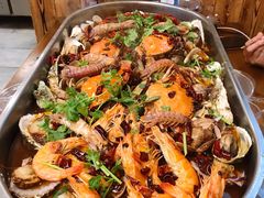 -老东镇啤酒屋海鲜加工·蒸汽海鲜·海鲜烧烤(台东店)