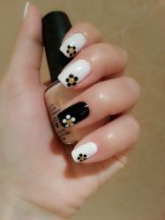 黑白小花 简单就是美-艾妃罗高科美肤美甲美睫健康管理