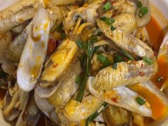 -冶建镜子·老南昌大排档·江西虾王(总店)