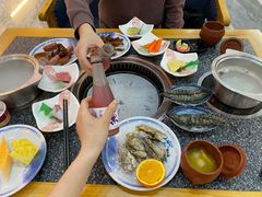 -锤头鲨毛肚海鲜烤肉自助餐厅(国购广场店)