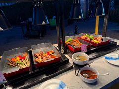 -亚龙湾希尔顿自助餐厅·海鲜·烧烤·沙滩BBQ·现场乐队
