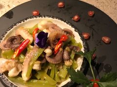 贡菜小章鱼-大丰收脆鱼(浦西万达店)