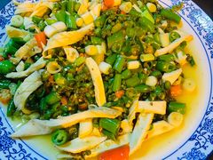 椒麻黄喉-五七油焖大虾(合川总店)