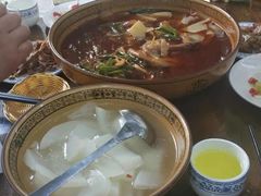 -一品红烧鸭特色川菜(三岔湖店)