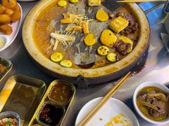 -云琴家·白族石板烧·菌锅(三十九年姐妹传承店)