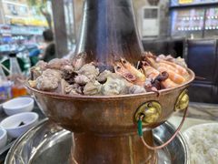 -一口猪海鲜浑锅·东北家常菜