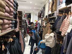 -优衣库(上海金桥国际商业广场店)