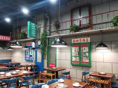 -超越炭火牛蛙火锅鸡(河东店)