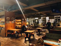 大堂-JINNS锦时 steak&pizza(浸信会礼拜堂旧址店)