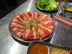 -马路牙子地桌烤肉(工体店)