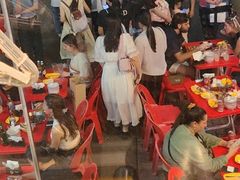 -BHC炸鸡(明洞总店)