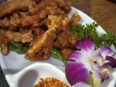 -三人行骨头王火锅(长寿店)