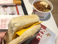 -肯德基(中纬店)