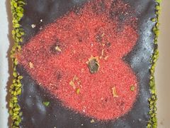 -HOT CRUSH趁热集合·现烤面包(上海环球港店)