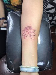 -SNOW TATTOO STUDIO