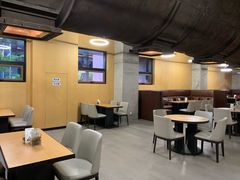 大堂-智选有碗面(北京首钢工舍智选假日酒店)