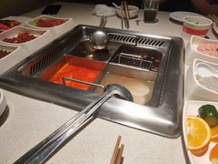 -海底捞火锅鲜切牛肉主题店(长寿路店)