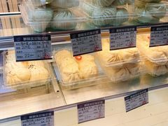 -白玉兰食品甜凤店(合生汇店)