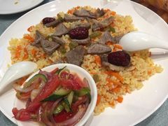 手抓饭-新疆伊宁远征餐厅