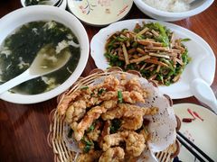 -胡子饮食店