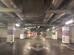 -三里屯SOHO-地下停车场