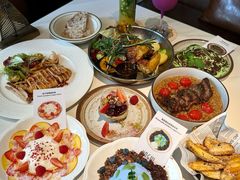 -Mogul Eatery·大亨餐酒馆