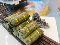 -刘姐啤酒鱼民族演艺餐厅(西街总店)