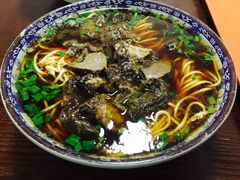 -老新隆牛肉锅贴(新街口店)