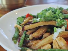 -柴窝堡22号辣子鸡·传承新疆菜