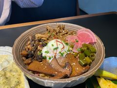 黑松露菌子焖饭-Ameigo梅果·云贵川bistro(长宁来福士店)