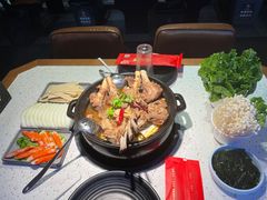 -沪小胖·小龙虾·蓝龙王(八佰伴店)