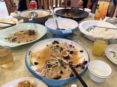 -鹤乡东北菜(崮山路店)