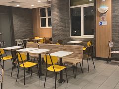 -麦当劳(杨林得来速店)