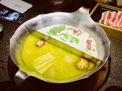 花胶鸡鸳鸯锅-湊湊火锅·茶憩(和平大悦城店)