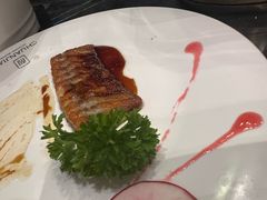 -川骄海鲜自助(王府井奥莱UP TOWN店原世界之花店)