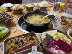 -黔三一夺夺粉酸汤火锅(百信店)