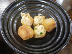 特色葱煎包-赵宝美煎包店