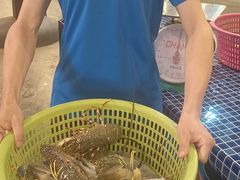 -拉威海鲜市场