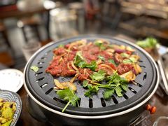 -燚店·铁板鱼蛙·烤肉·烤串(北新桥店)