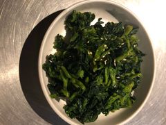 凉拌油菜尖-龙巢盱眙龙虾·牛蛙·烧烤宵夜(八卦岭店)