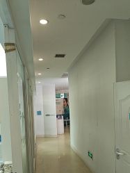 -瑞丽口腔·美学矫正中心