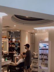 -Kraemer Paris  苏豪路易士·嘉玛发廊