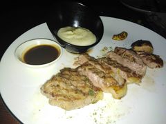 碳烤特选澳洲谷饲西冷牛排-MARU玛露音乐餐厅(大学路店)