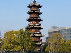 -龙华寺