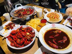 -叶派龙虾•招牌香辣蟹·海鲜(中海国际店)