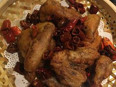 -新大咀港式茶餐厅(宝山万达店)
