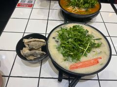 -肥汁米蘭香港米线(长宁来福士店)