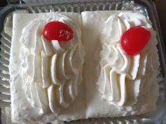 鲜奶小方蛋糕-红宝石·鲜奶小方·海派西点房(丰庄店)