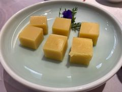豌豆黄-味+新京宴·烤鸭·北京菜(创意谷店)