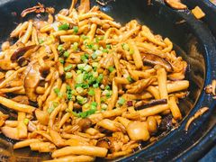 砂锅养生菌-大闫家烧烤·小海鲜家常菜(郑庄店)